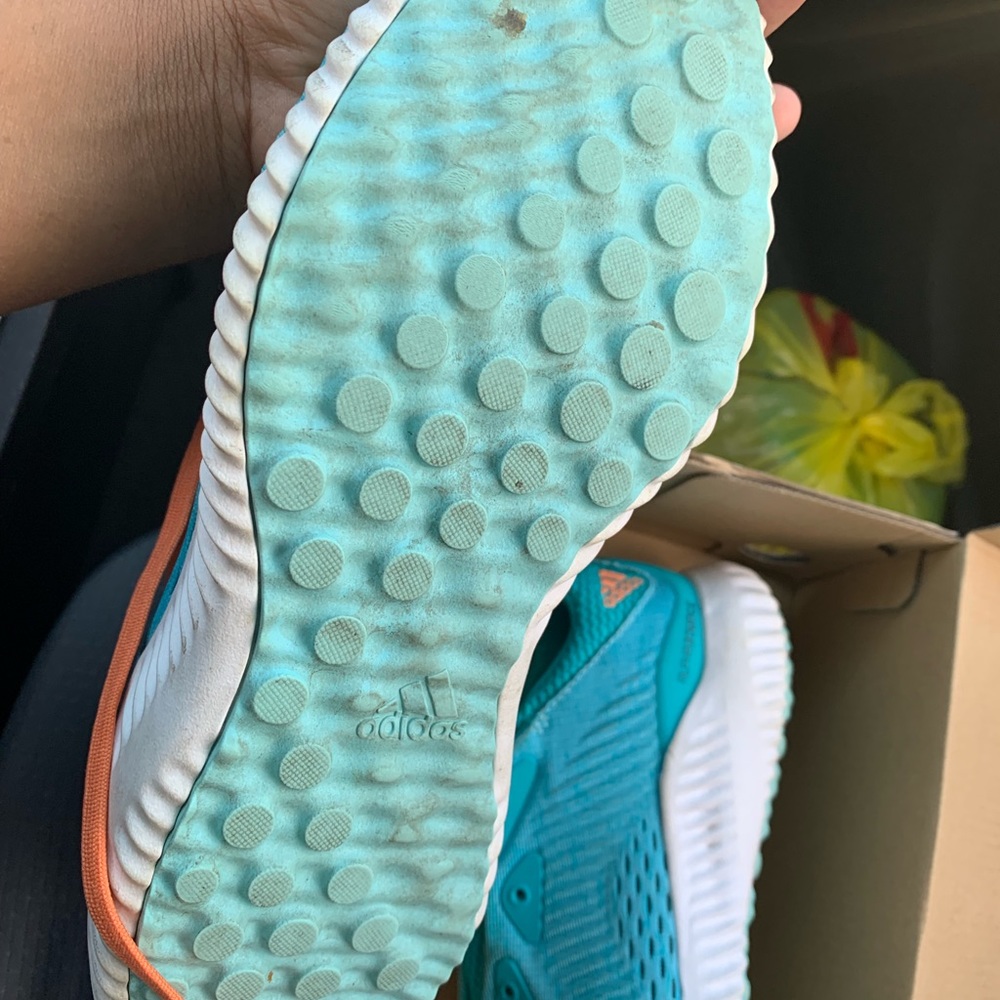 Adidas - Picture 3 of 5
